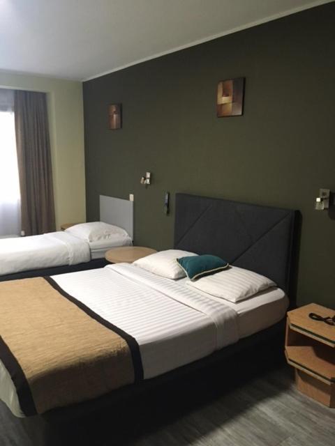 Albert Hotel Saint-Josse-ten-Noode Екстер'єр фото