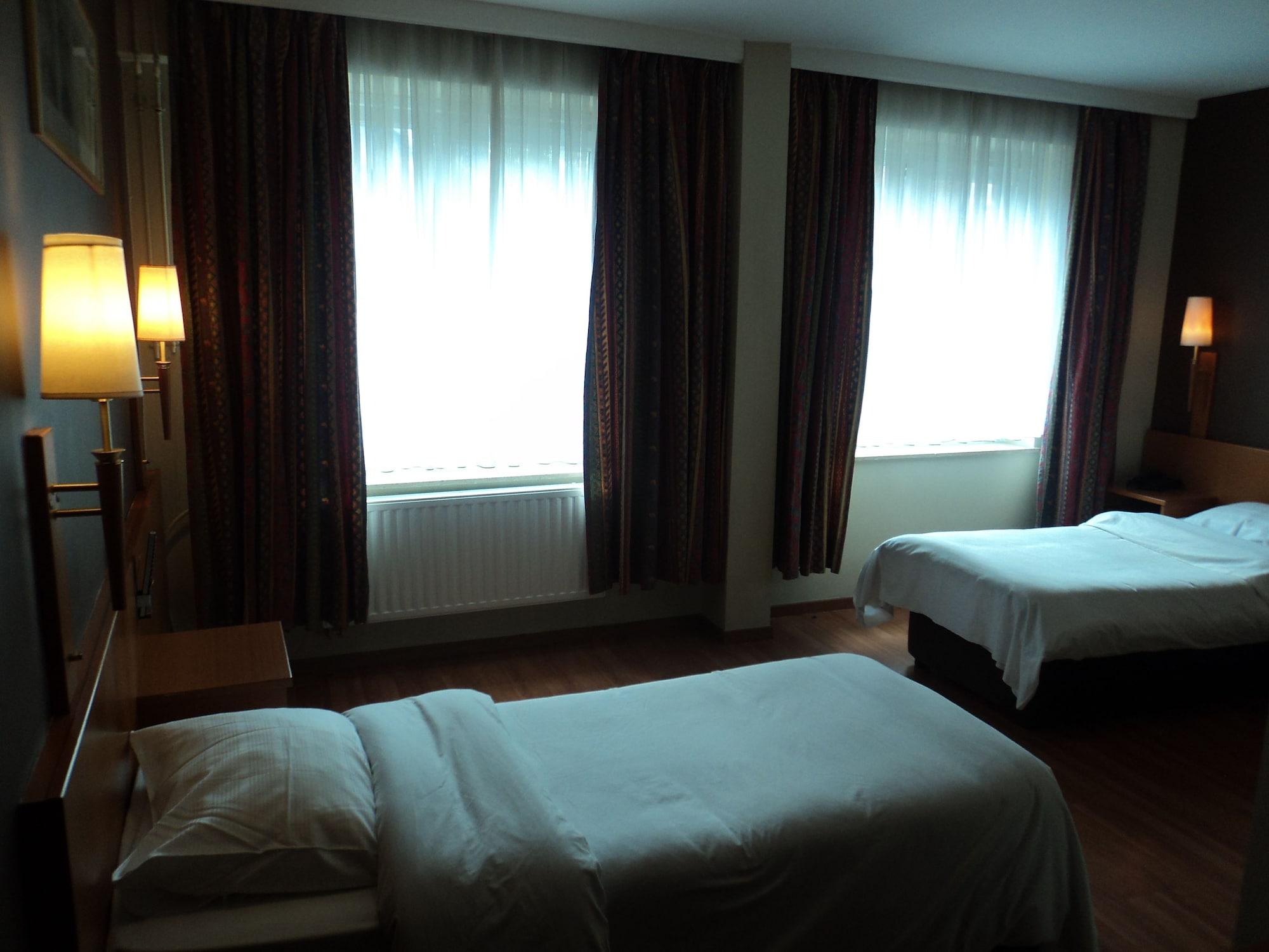 Albert Hotel Saint-Josse-ten-Noode Екстер'єр фото