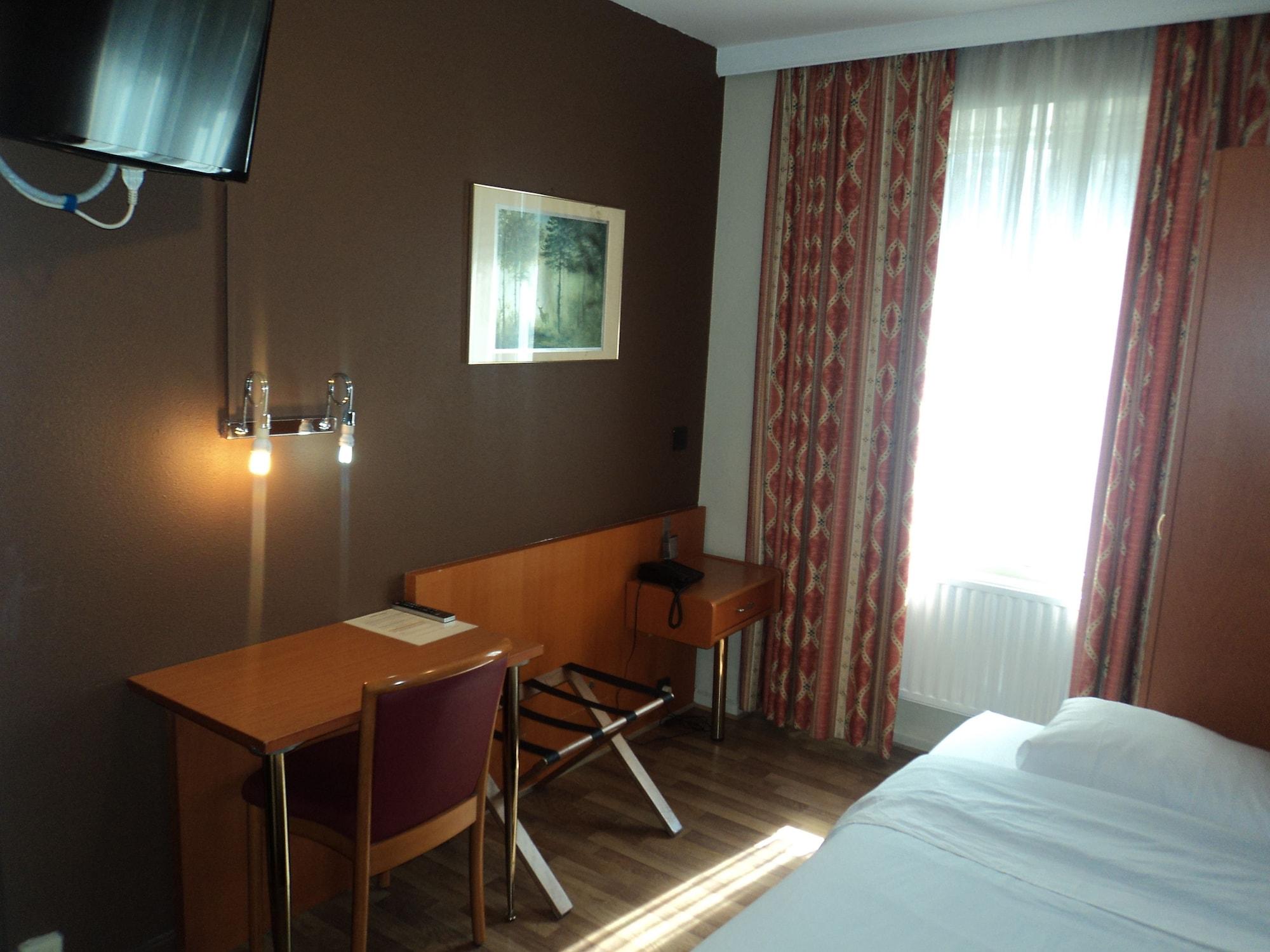 Albert Hotel Saint-Josse-ten-Noode Екстер'єр фото