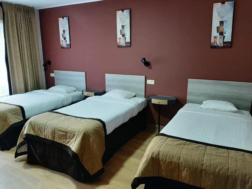 Albert Hotel Saint-Josse-ten-Noode Екстер'єр фото