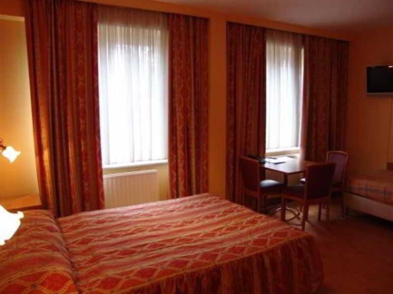 Albert Hotel Saint-Josse-ten-Noode Екстер'єр фото